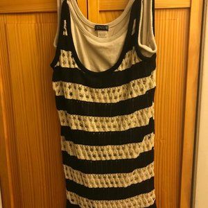 Ready for the summer. Sleeveless two shirts in one